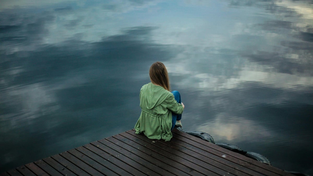 Cover image for "Bye-Bye Winter Blues: Turn Grey Days into Great Days!" by Laura Frank